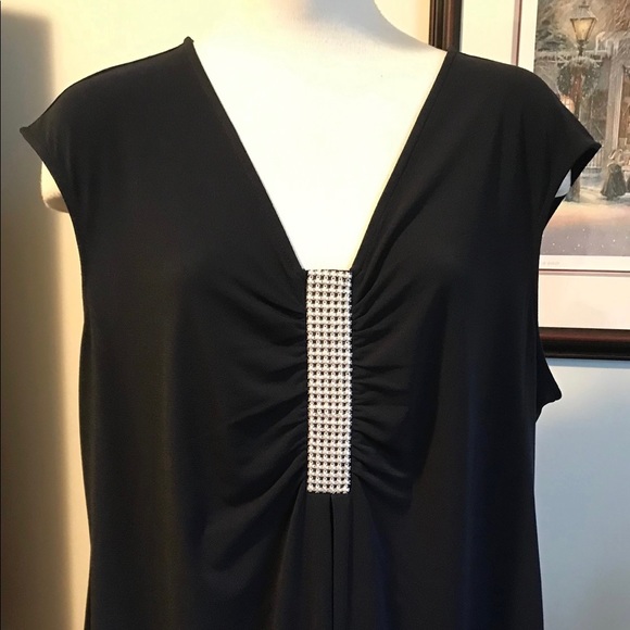 Ladies Top - Picture 3 of 6